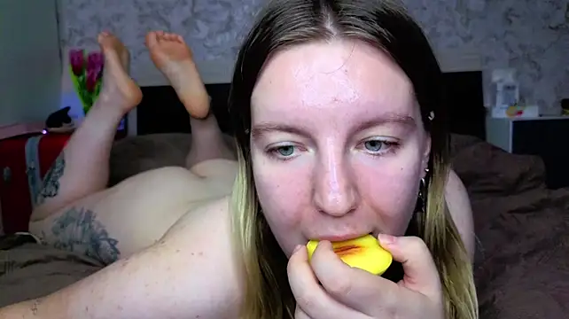 Baiambel_Mi live cam on StripChat