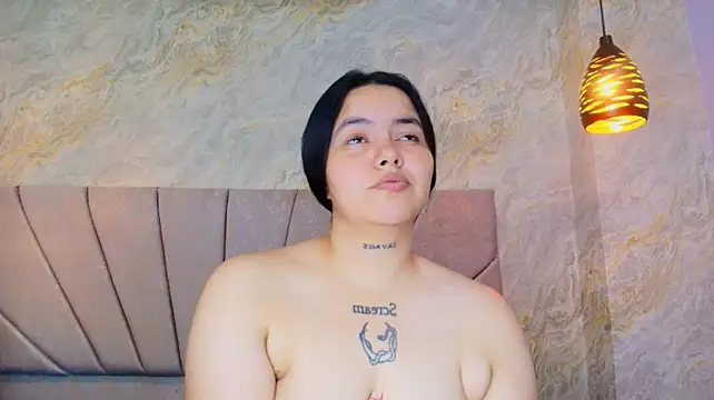 Mia_candy_0