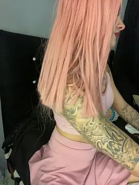 valen_lewiiz live cam on StripChat