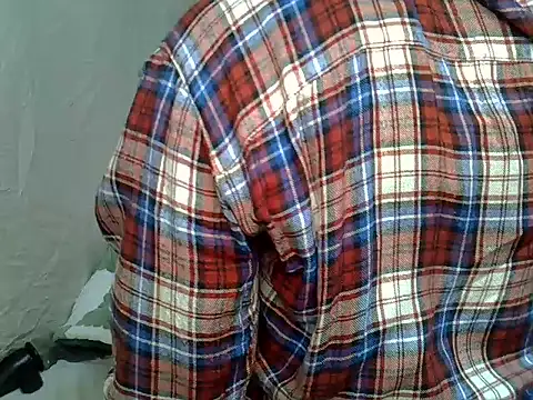Black_Q live cam on StripChat