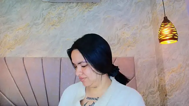 Mia_candy_0