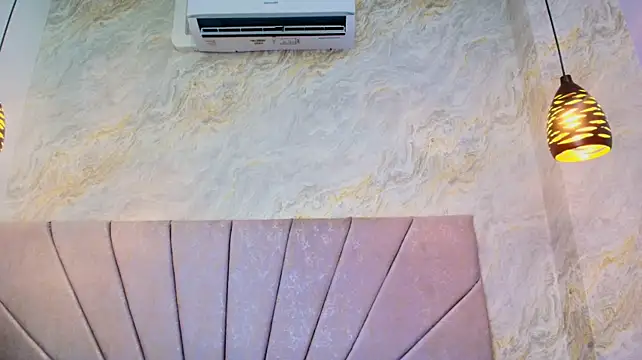 Mia_candy_0