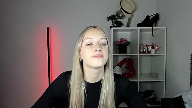 EvelynBlond