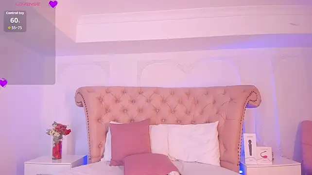 JuicyKendra_