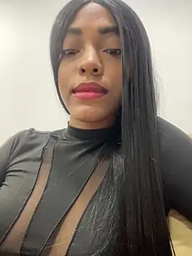 _Brunette_hotXXX