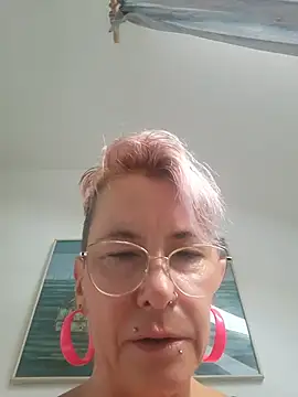 MisstressDenise live cam preview