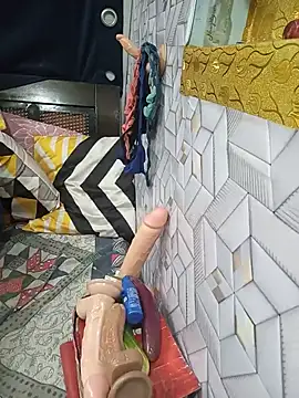 tina8th live cam on StripChat