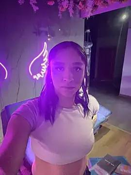 Isabella-Teen