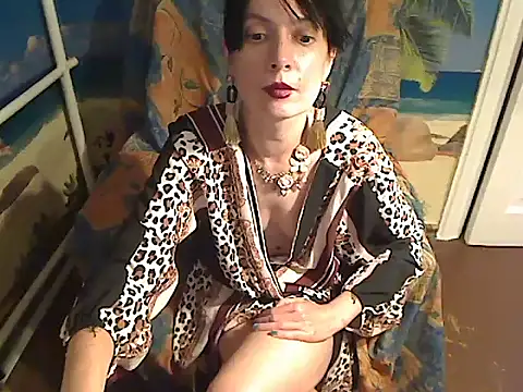 Bastet12 live cam on StripChat