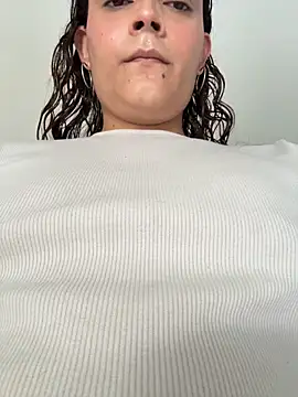Modelo: La-Gatiita-trans