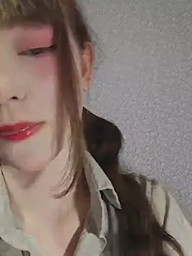 Yoonhee_ki live cam on StripChat