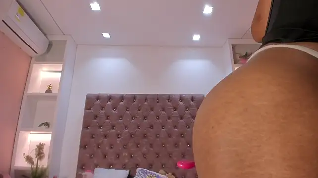 TenderTeacher live cam on StripChat