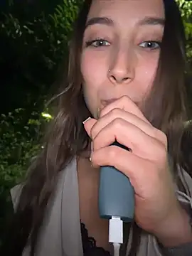 ICrazyOneIRL webcam