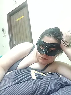 lisa_white_desi (F young) - On periods right now