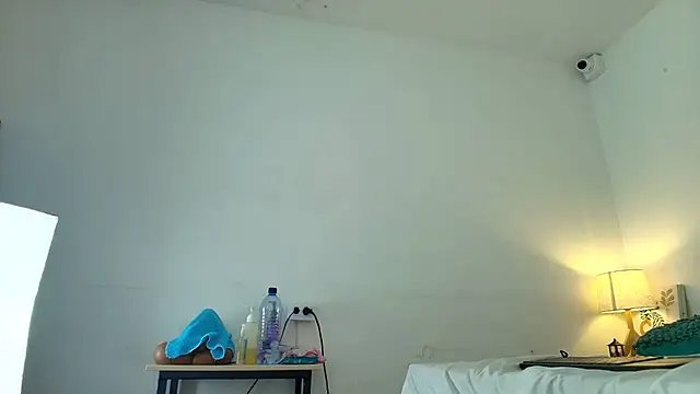 elizawiliamst live cam on StripChat