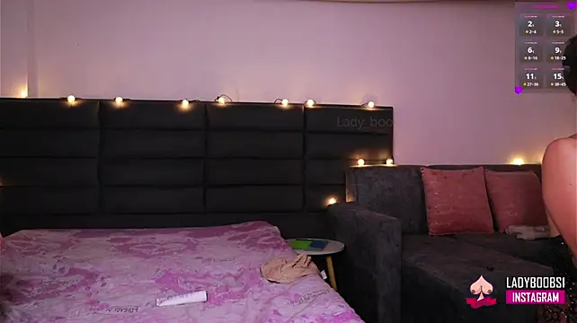 kathieandpovcock1 live sex cam