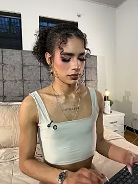 LiaDuquette live sex cam