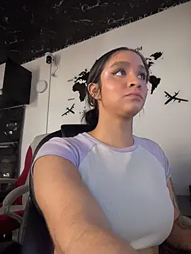 Isabella-Teen
