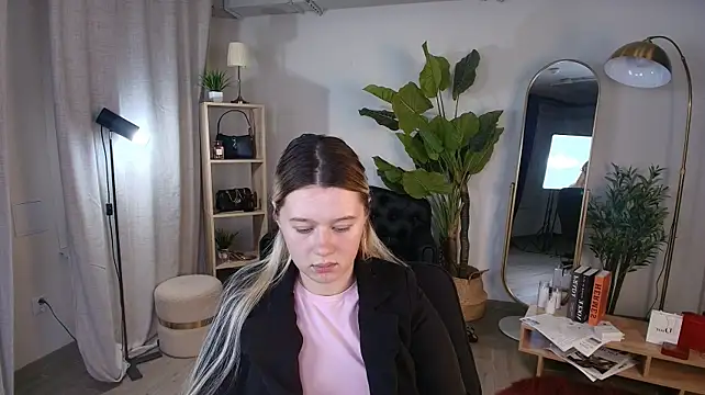 CelestineMauriac live cam on StripChat