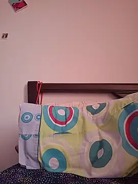 IrisBound live cam on StripChat