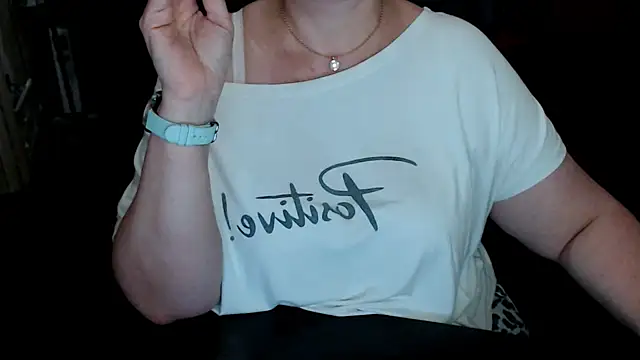 AlisaHot55
