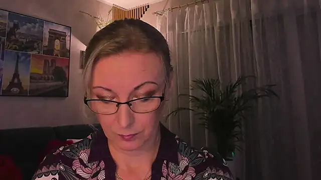vanessa_chat