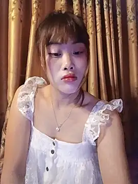 Lucky_lucky2k live cam on StripChat