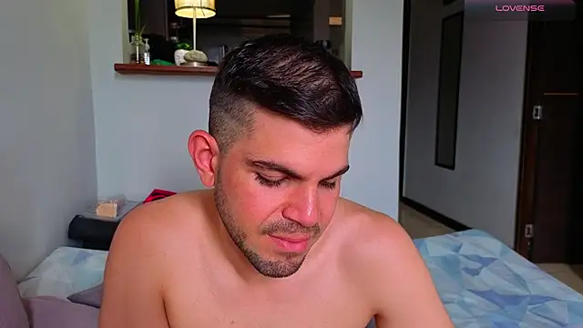 Matiashorney live cam on StripChat