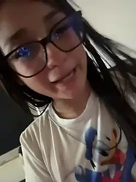 Amy_adely live cam preview