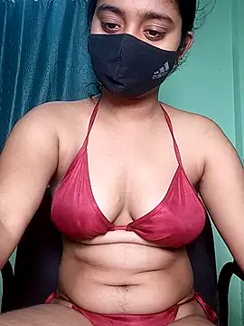 shrutee12 live cam on StripChat