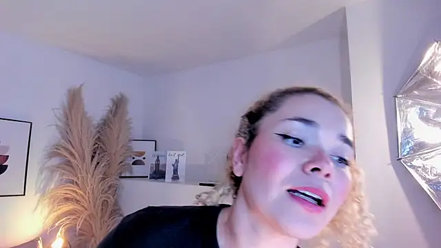 Susan_blond