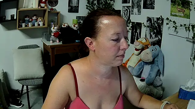 AnyaKrey@xh live cam preview