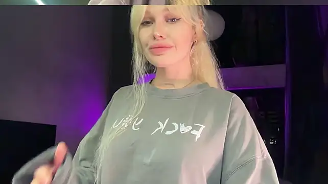 Golden_Aline