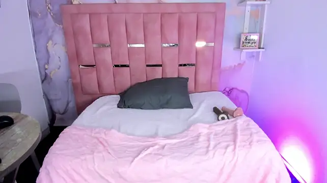 CataleyaMoon_