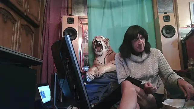 SissiDomination live cam preview