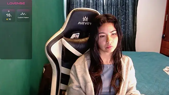 alice_middlee live cam preview