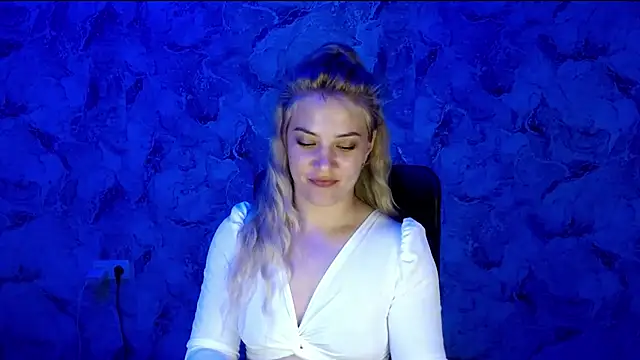 nika_gold1