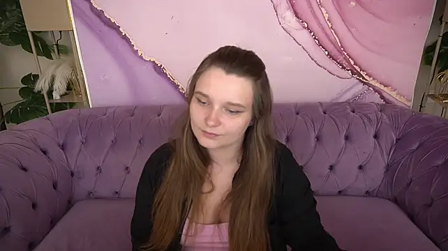MagicPeachh_ live cam preview