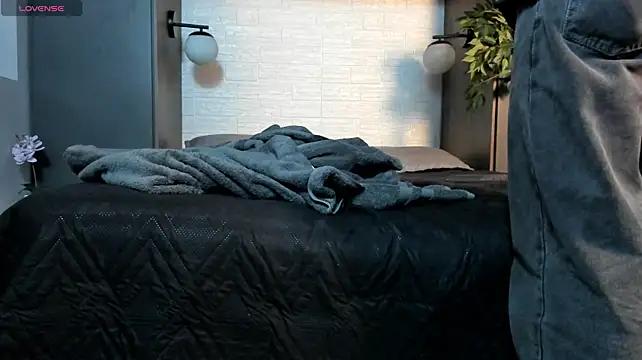 nicktorn