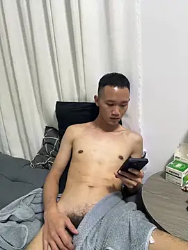 kk_lun (M young) - 好几天没射了😍😍😍