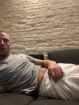 Rotteei1 live cam