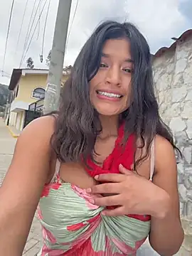 sexi_noemi live cam