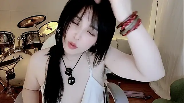 Evangelin-e live sex cam
