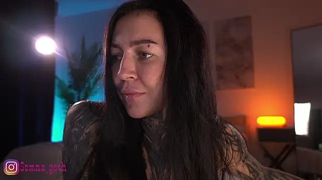 Alise_Eve_