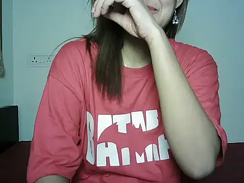 latina_nikita