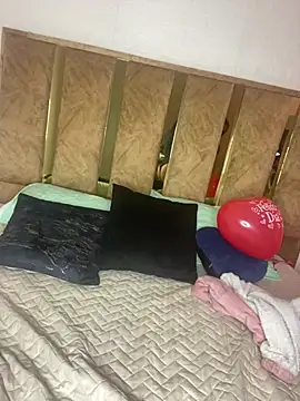samantha_bigtits live cam on StripChat