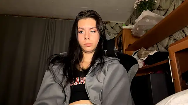 LilyMinimum live cam on StripChat