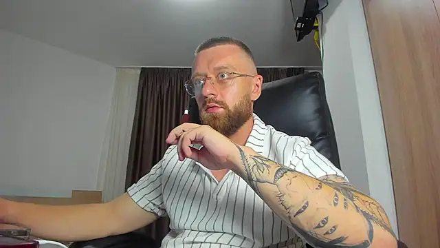 Findom_guy live sex cam