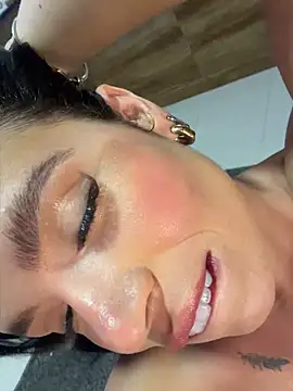 Rafaellaz live cam