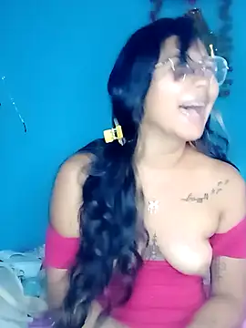 Gaby_whore_messy
